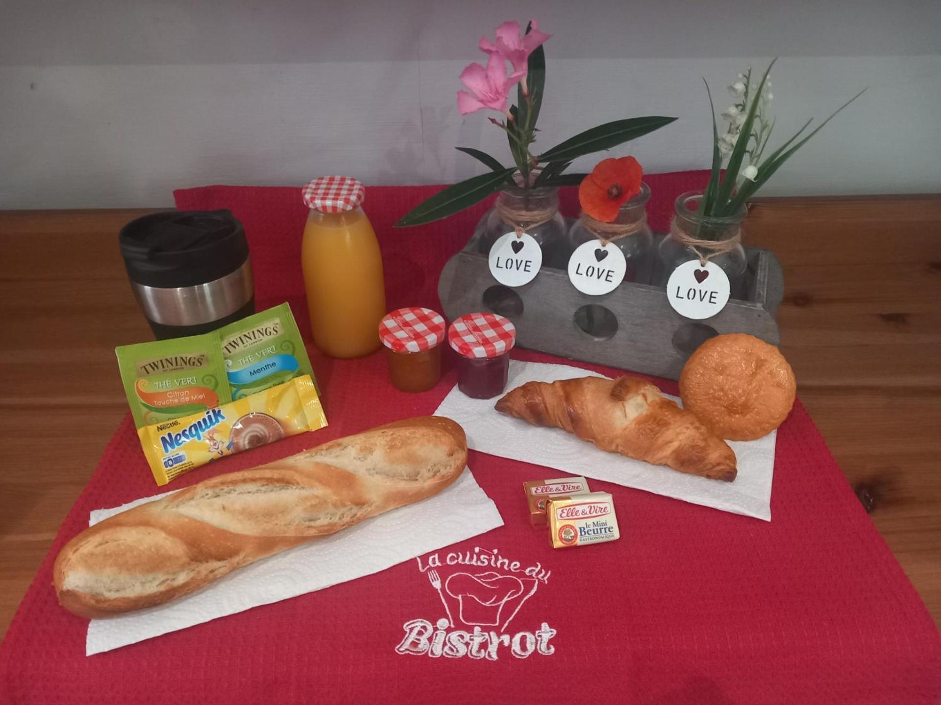 Gite De Haute Saintonge A Crazannes Bagian luar foto